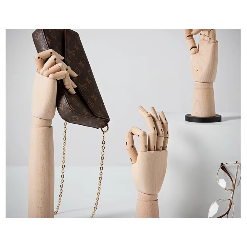 Support de Mannequin à main en - Body Jewelry Store avis et prix